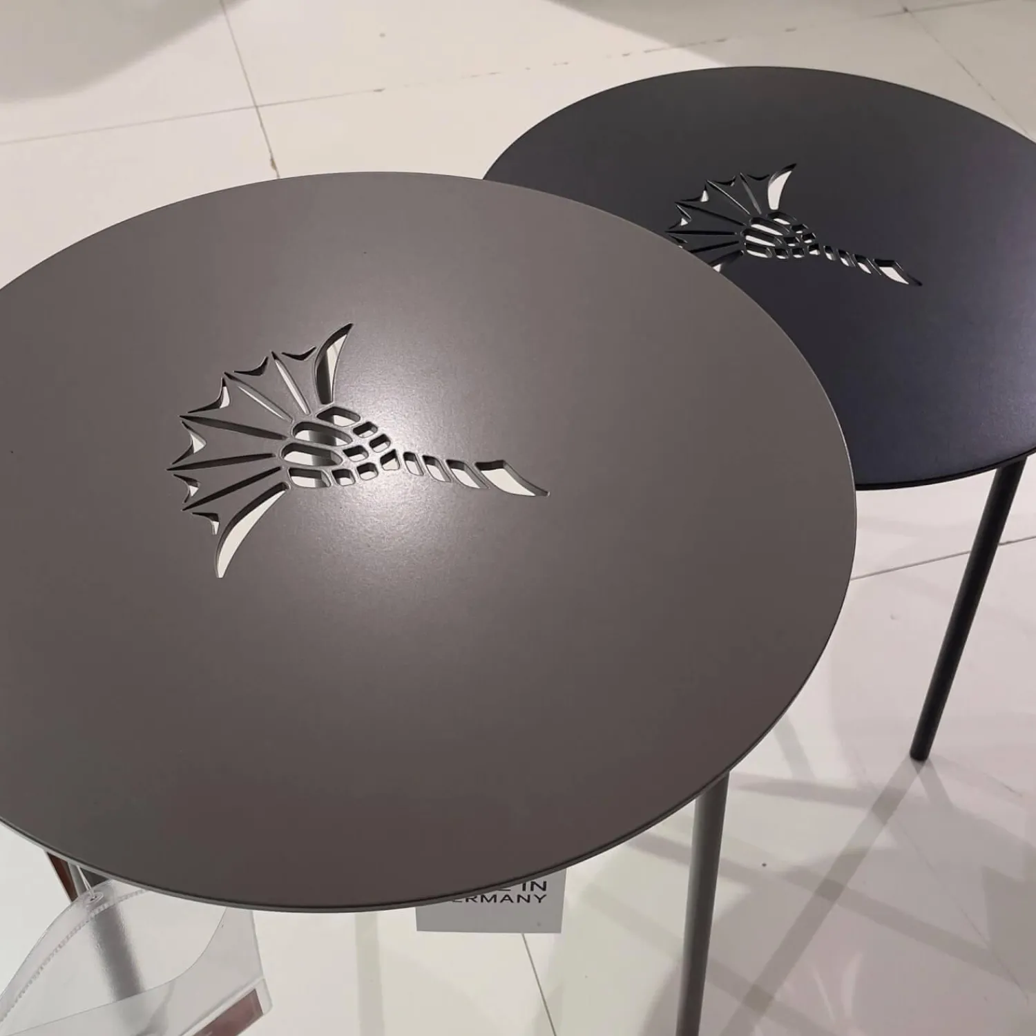 Hülsta Beistelltische|2 Satz Tisch Emboss Metall Mitternachtsblau Dunkelblau Grau Und Rauch Gepudert Anthrazit Mit Kornblume Gelasert