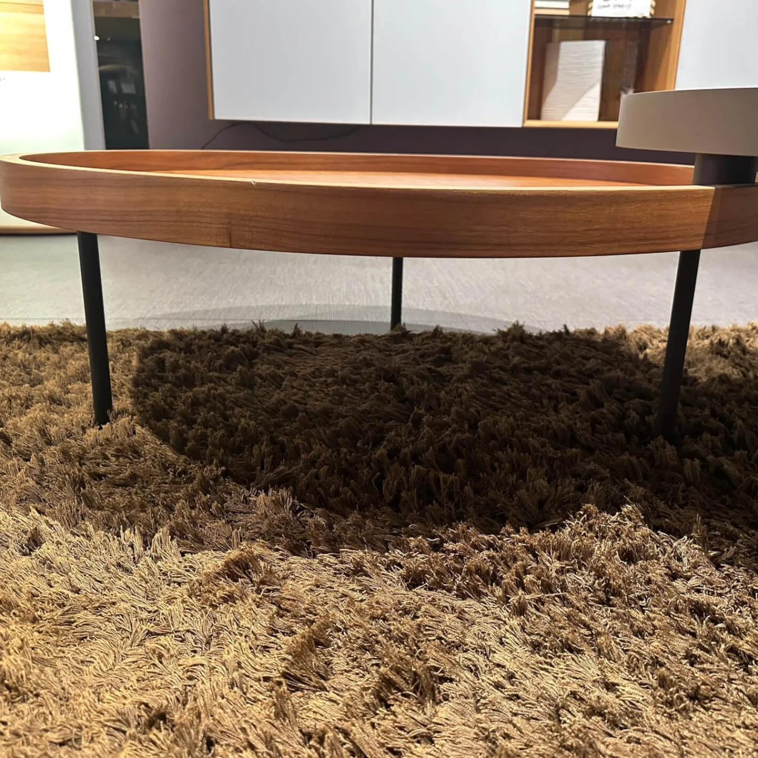 Ronald Schmitt Design Couchtische|2 Satztisch Platte Nussbaum Natur Lackiert Furniert Und MDF Softlack RAL 7006 Beige Grau Füße Schwarz Lackiert