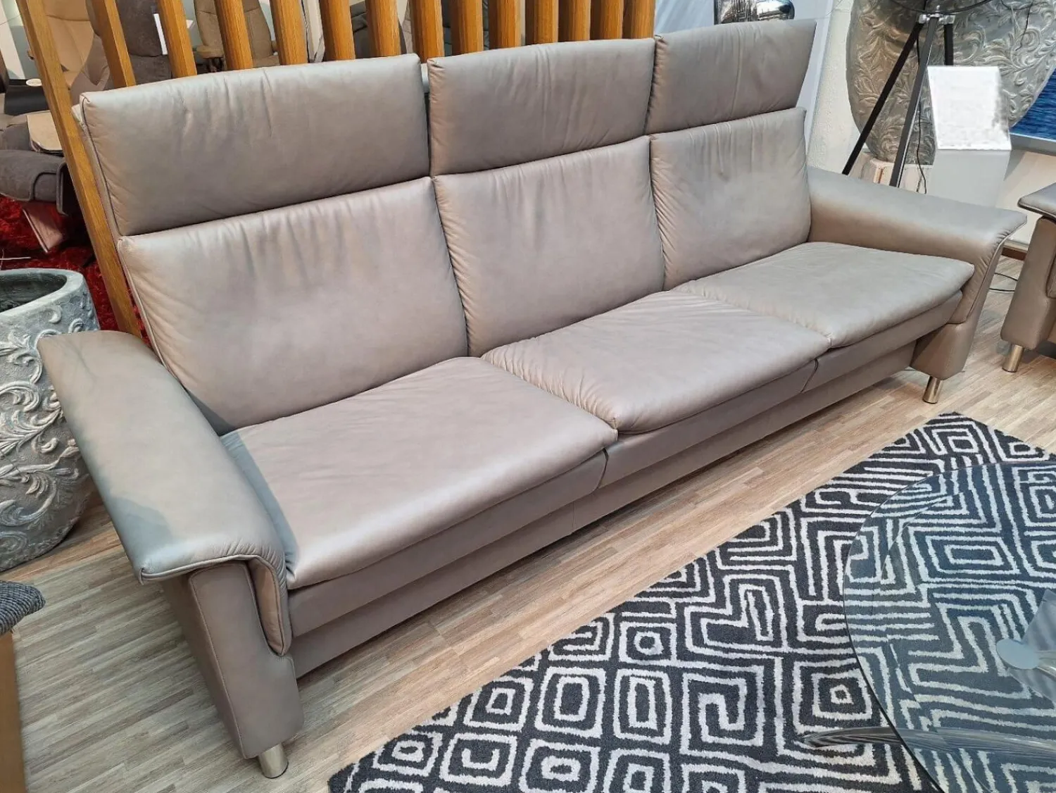 Stressless 3-Sitzer-Sofas|3 Sitzer Sofa Aurora Leder Paloma Silver Grey Grau Füße Edelstahl Poliert Rund