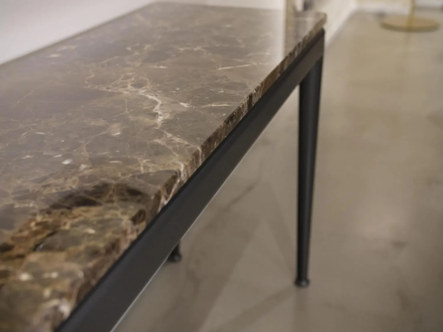 Flexform Esstische|Ablagetisch Pico Marmor Emperador Gestell Schwarz