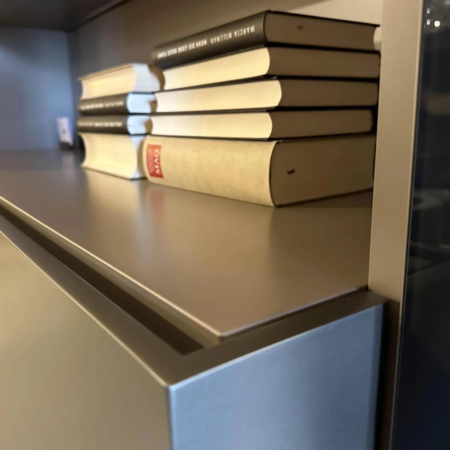 Poliform Wohnwände & Tv-Lowboards|Anbaukombination Wall System Lack Matt Tortora Piombo Grau Vitrine Rauchglas