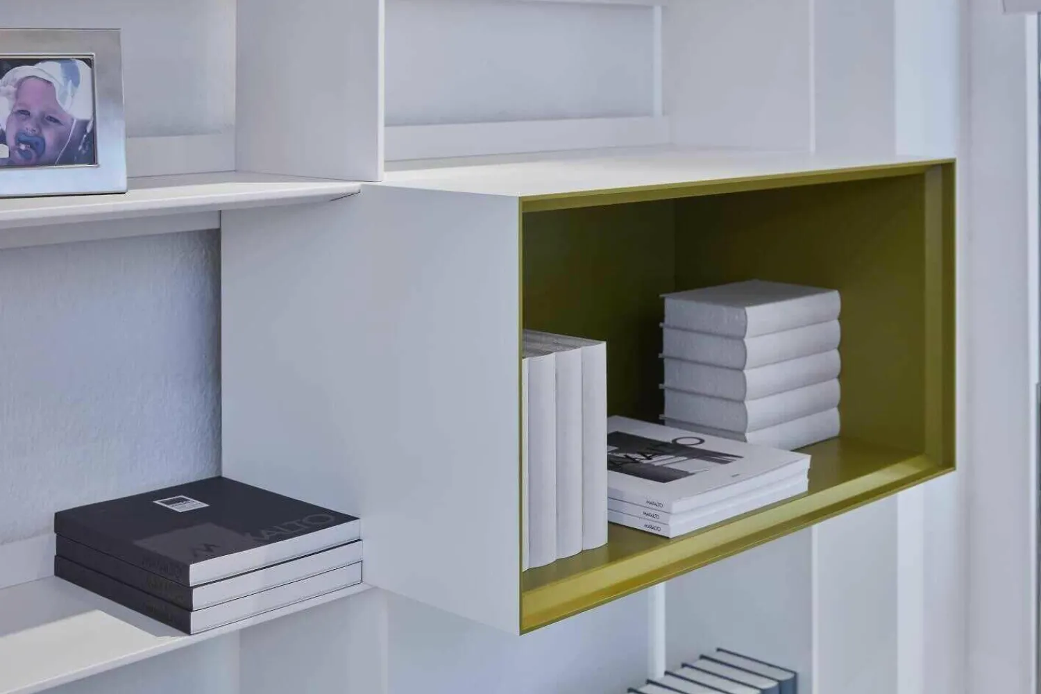 B&B Italia Wohnwände & Tv-Lowboards|Anbauwand Flat C Glas Schwarz Lackfarbe Gips