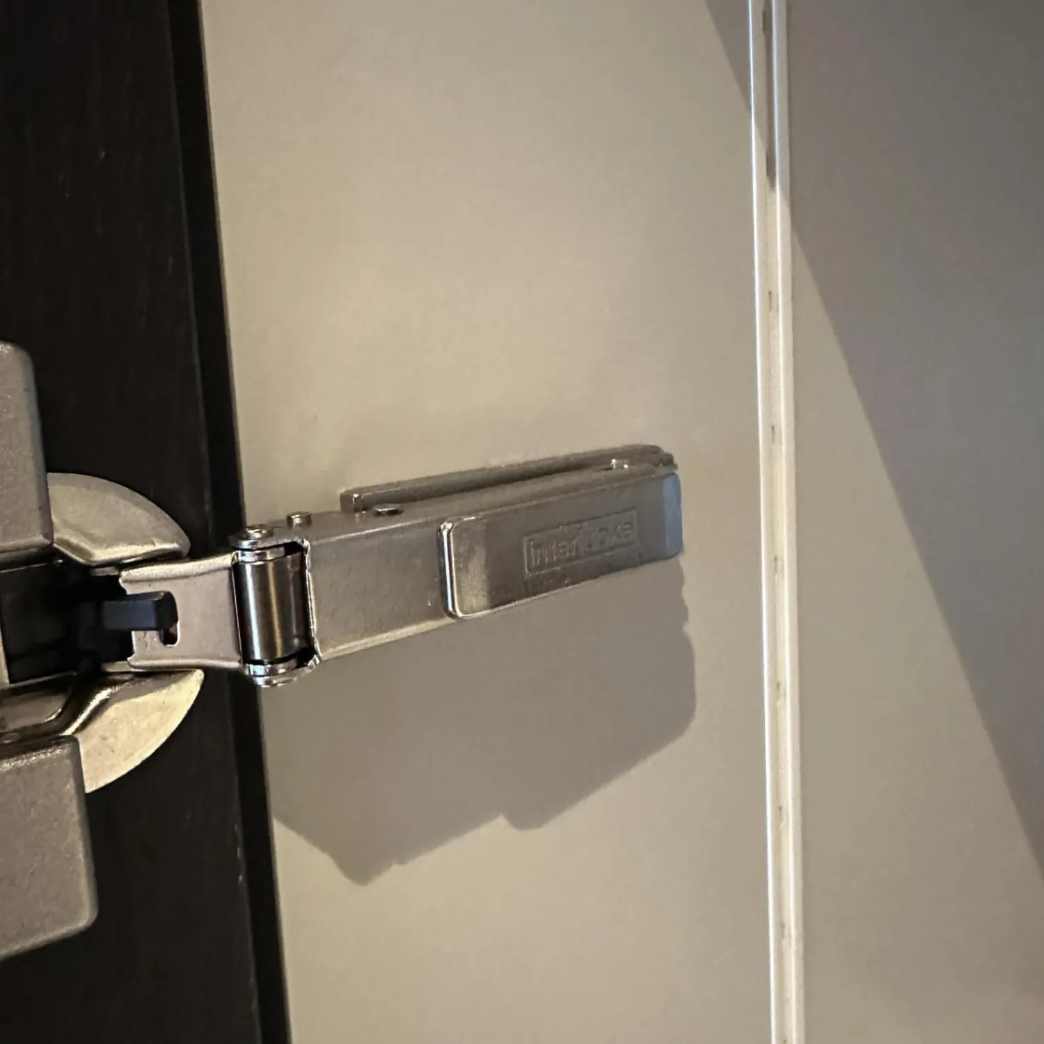 Interlübke Kleiderschränke|Ankleide Collect Plus Korpus Lack Greige Beige Front Raucheiche Dunkel Schwarz Mit Beleuchtung