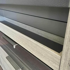 Molteni & C Kleiderschränke|Ankleide Gliss Master Korpus Böden Rückwand aus Zirbelkiefer Silber mit Beleuchtung