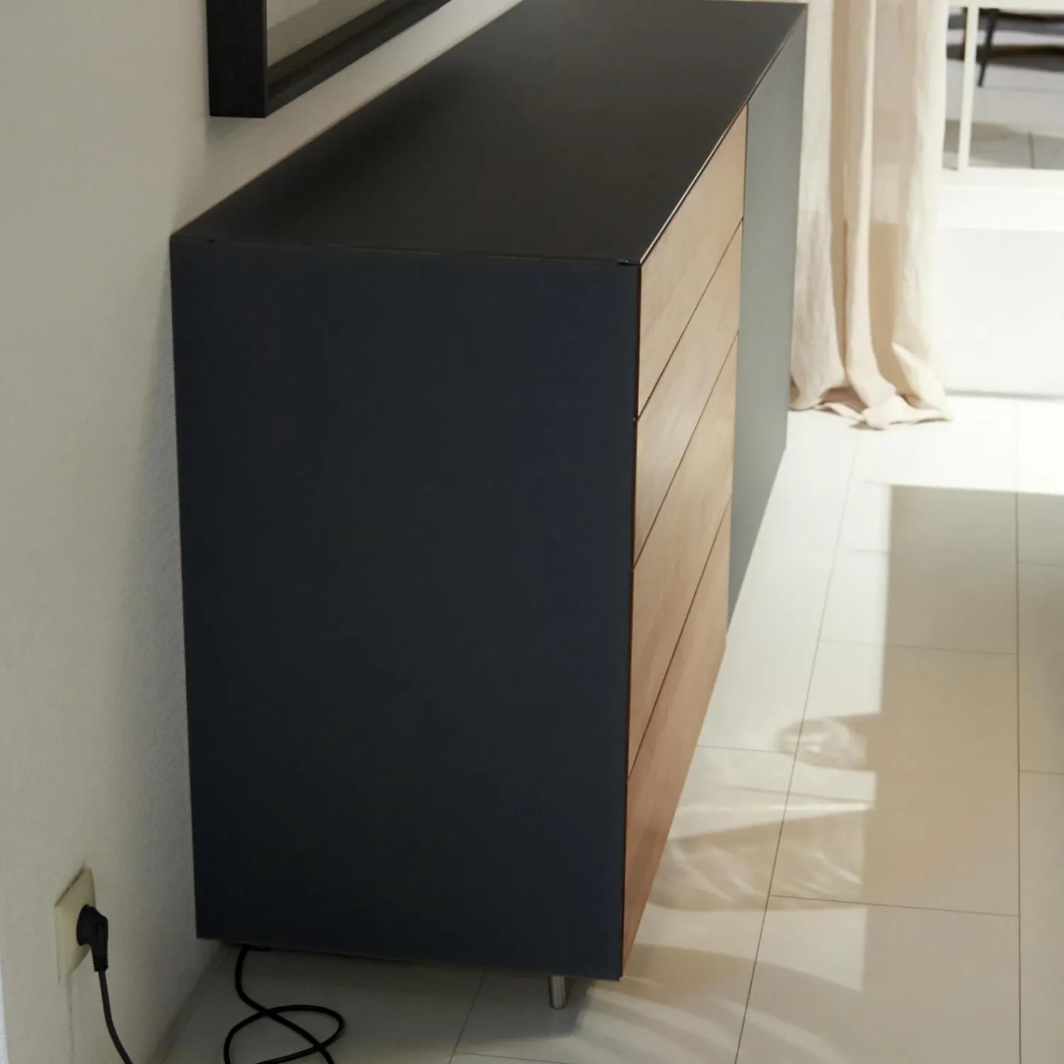 Team 7 Kommoden & Sideboards|Anrichte Cubus Pure AC 297195 Kirschbaum Geölt Schiebetüre Und Abdeckplatte Glas Matt Anthrazit Füße Metall