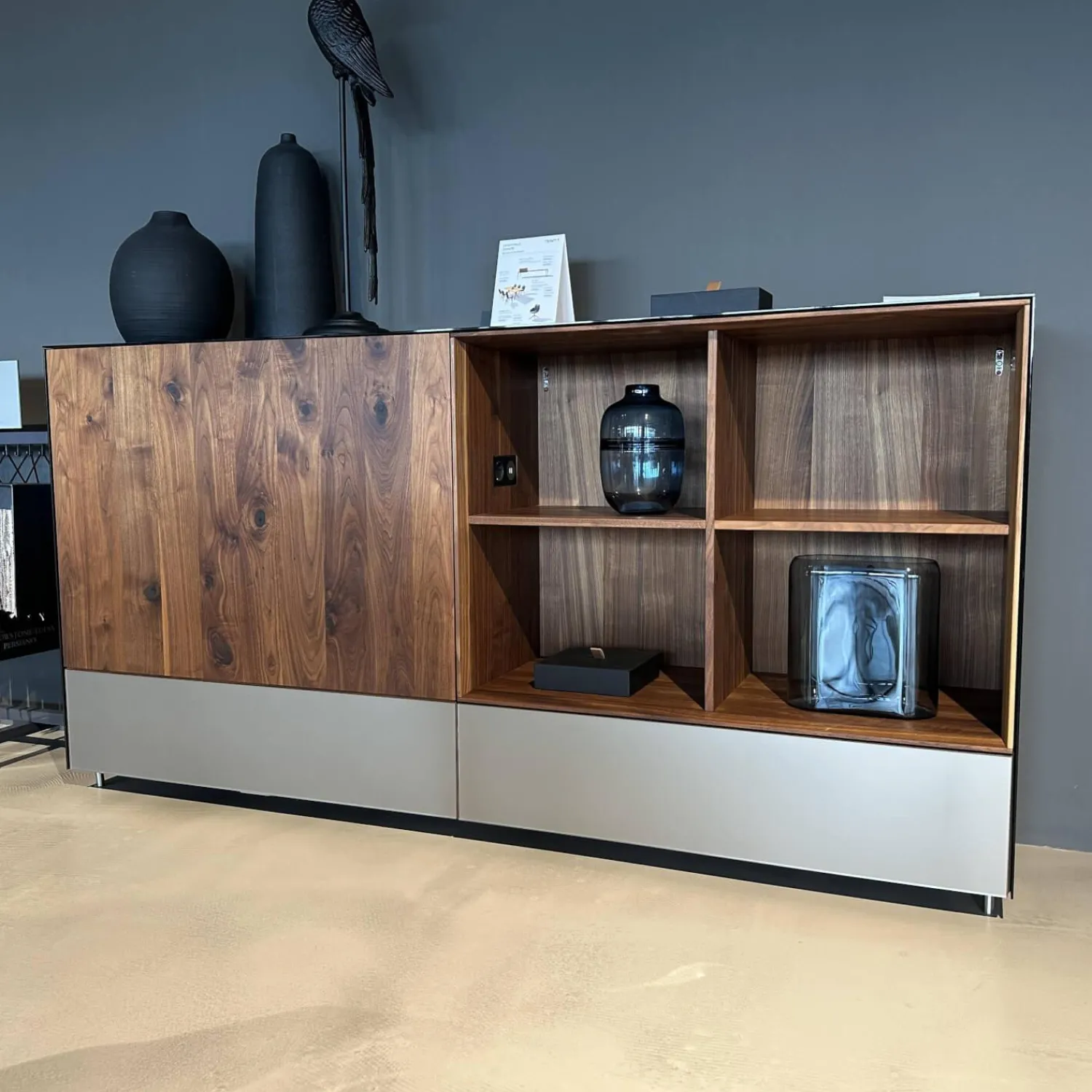 Team 7 Kommoden & Sideboards|Anrichte Cubus Pure Nussbaum Naturöl Mit Farbglas Bronze Matt