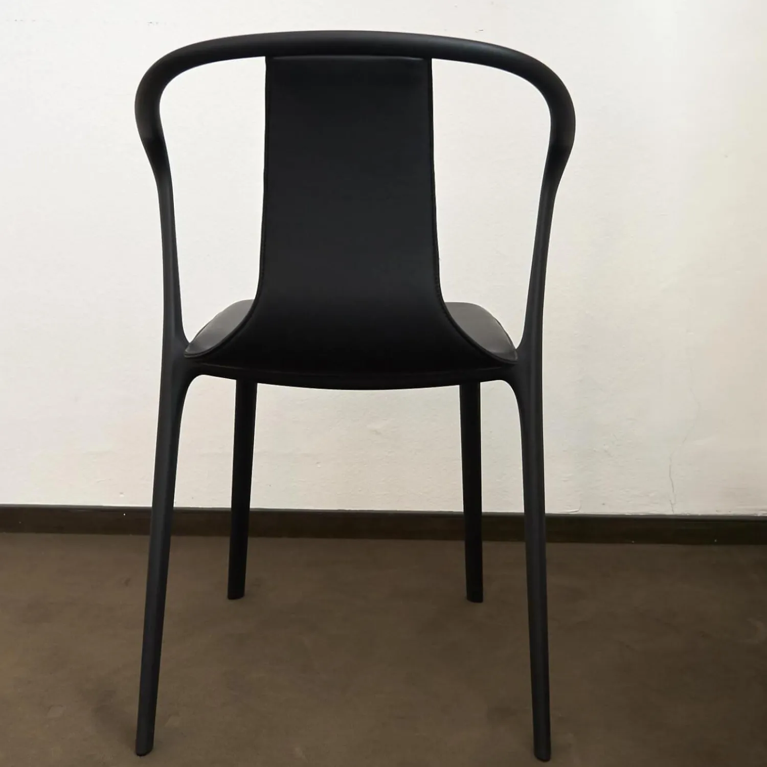 Vitra Einzelstühle|Armlehnstuhl Belleville Bezug Leder Premium Schwarz Gestell Polyamid Spritzguss Tiefschwarz