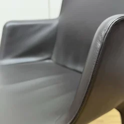 Walter Knoll Einzelstühle|Armlehnstuhl Gio Leder Bronco Chocolate