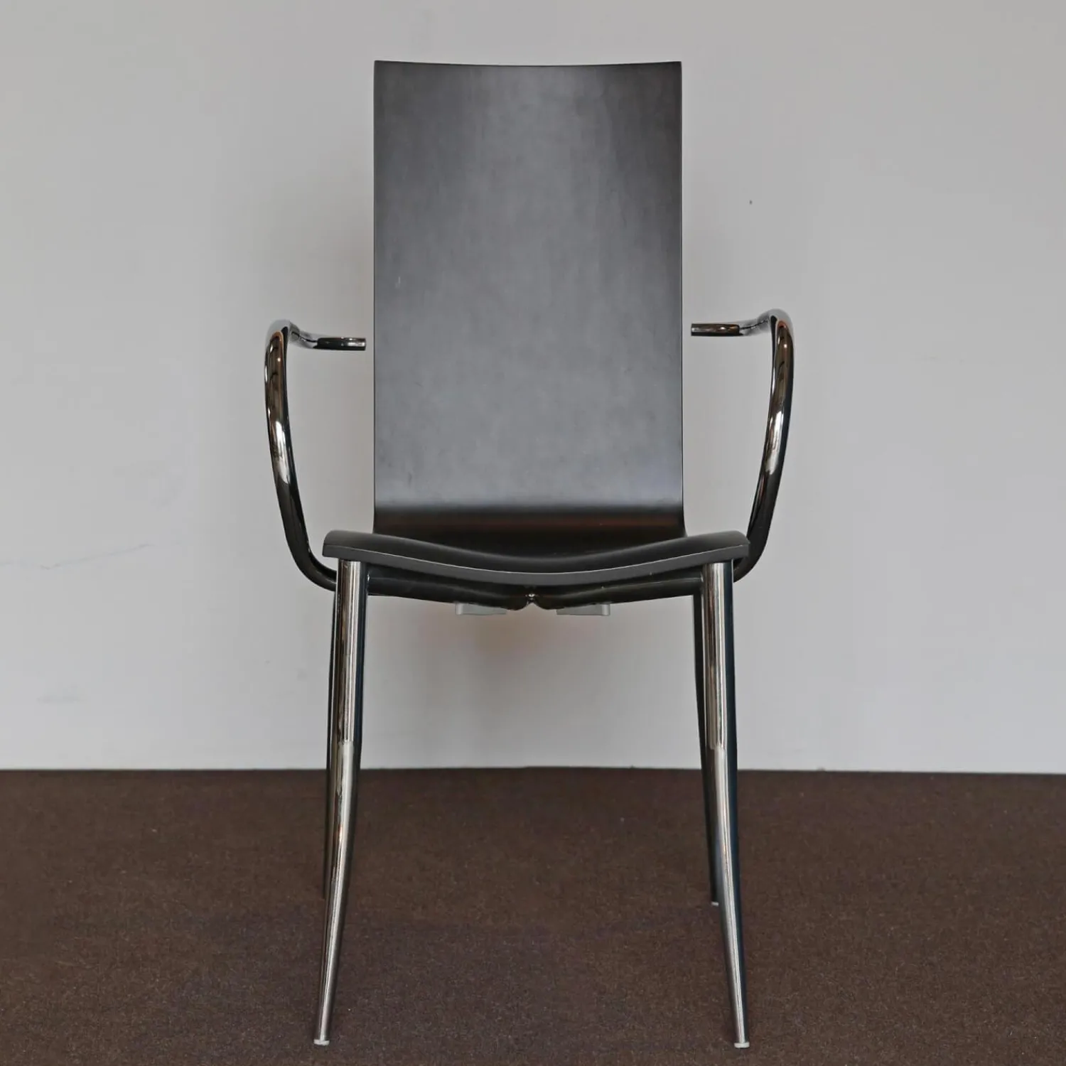 Driade Einzelstühle|Armlehnstuhl Olly Tango Ausführung Ebenholzfarbener Ahorn Gestell Stahl Verchromt Stapelbar