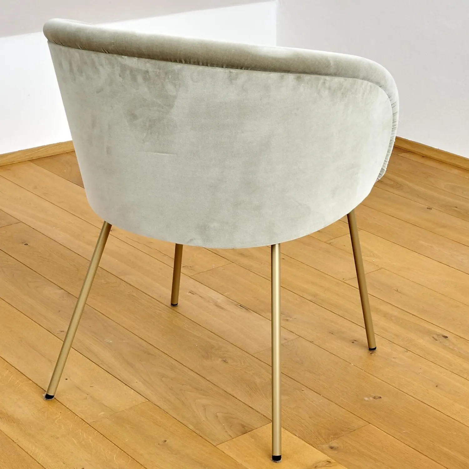 Freifrau Einzelstühle|Armlehnstuhl Ona Bezug Stoff Velour Kvadrat Harald 3 143 Goldbeige Beige Stahlgestell Ona Messing ME021