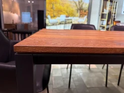 Janua Esstische|Ausziehtisch S600 Eiche Geräuchert Natur Geölt Und Gebürstet Füße RAL 9005 Tiefschwarz Pulverbeschichtet Matt Ohne Stühle