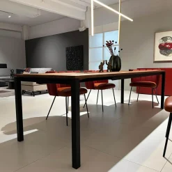 Janua Esstische|Ausziehtisch S600 Platte Eiche Geräuchert Natur Geölt Füße RAL 9005 Tiefschwarz Schwarz Pulverbeschichtet Matt