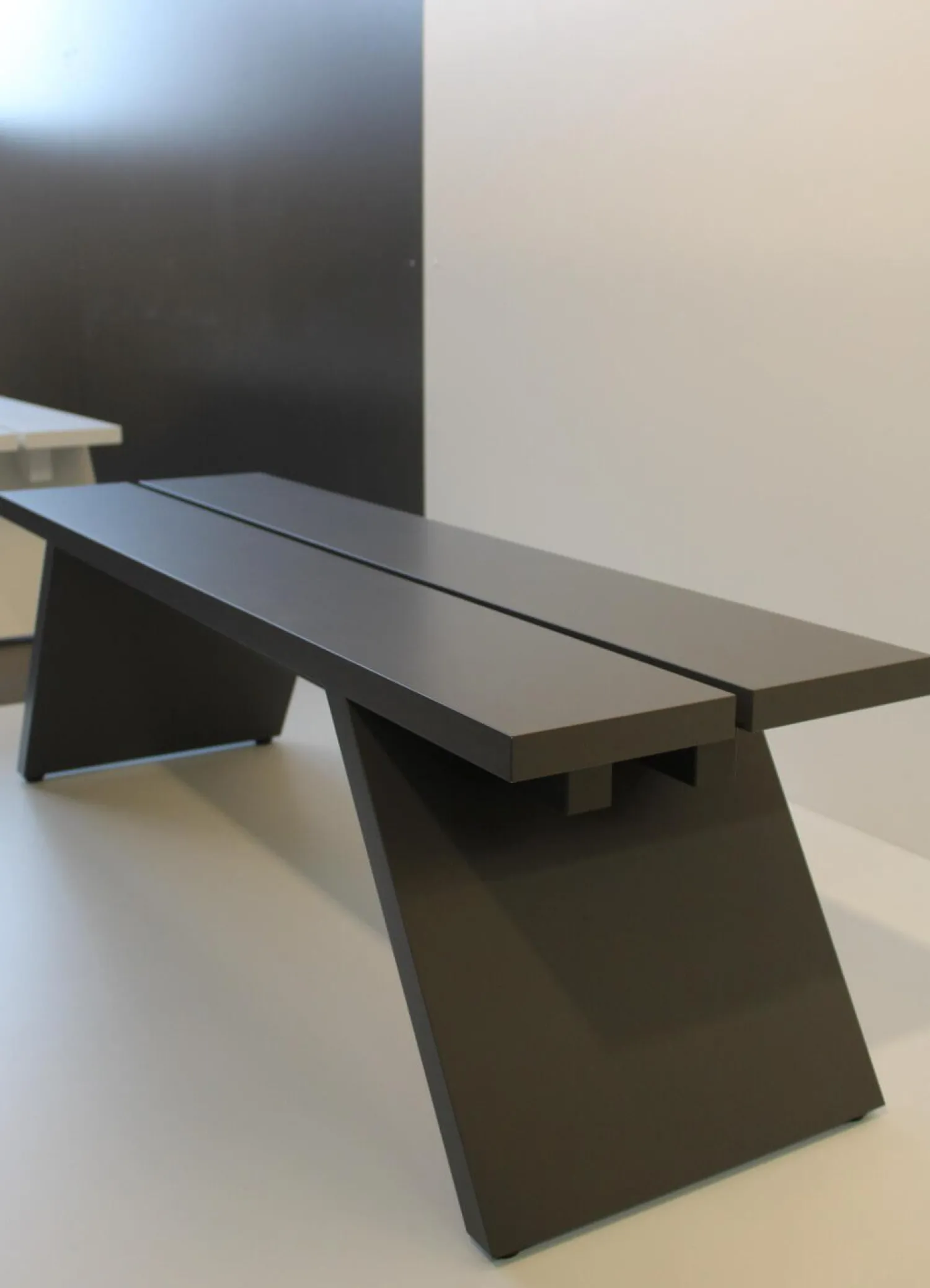 Schönbuch Bänke|Bank Bench Massivholz Mit Mittelfuge 66 Granit Deckend Lackiert Klein