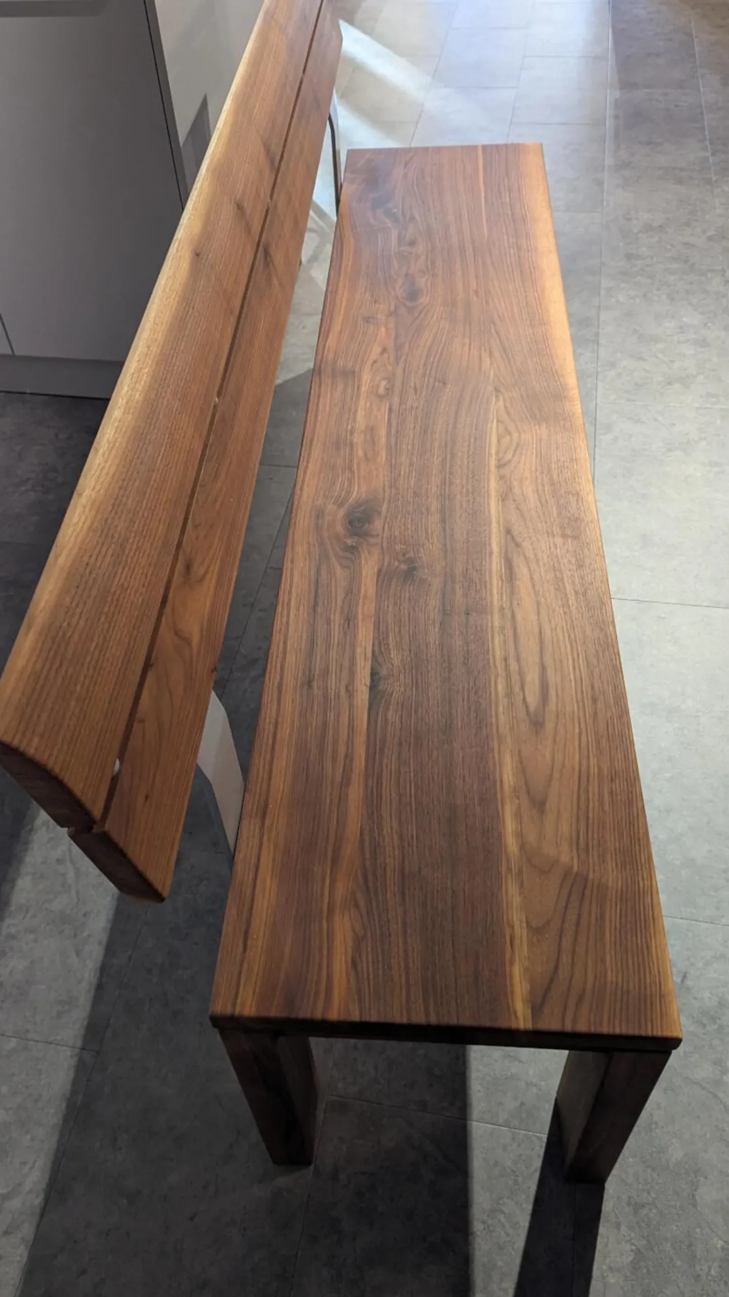 Wimmer Bänke|Bank Caris Amerikanischer Nussbaum Massiv Mit 3 Kissen Wildanalinleder Capuccino