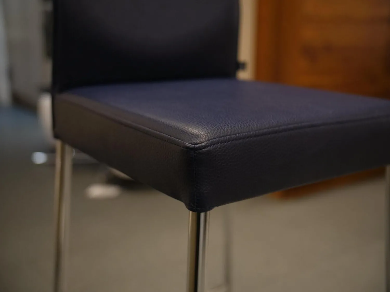 KFF Barhocker & Barstühle|Barhocker Glooh Kunstleder Skai Ocean 4-Fuß Rundrohr Verchromt