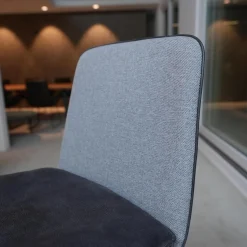 KFF Einzelstühle|Barhocker Lhasa Stoff Blake Grau 65 Drehgestell Struktur Anthrazit M23