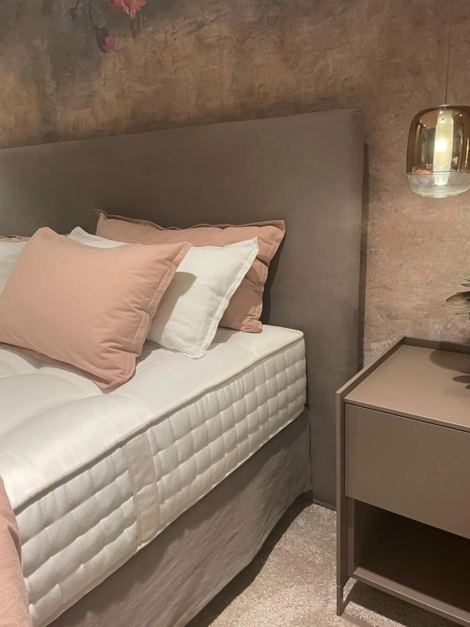 Schramm Boxspringbetten|Basis Bett Stoff Nils-470-liver Beige inkl. Schabracke Und Kopfteil Change Ohne Matratze