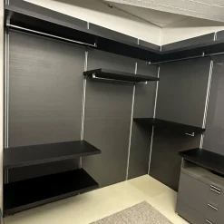 Molteni & C Kleiderschränke|Begehbarer Kleiderschrank Walk In Lack Cartap Anthrazit Befestigungsprofil Aluminium Natur