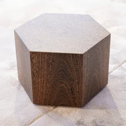 Minotti Beistelltische|Beistelltisch Aeron Sechseckig Nerzfarbig Getöntes Sucupira Furnier Höhe 23cm