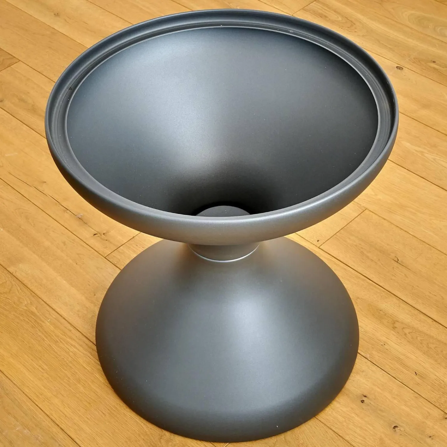 Gloster Beistelltische|Beistelltisch Bells Teakplatte Gestell Aluminium Meteor Schwarz Pulverbeschichtet Mit Ice Bucket