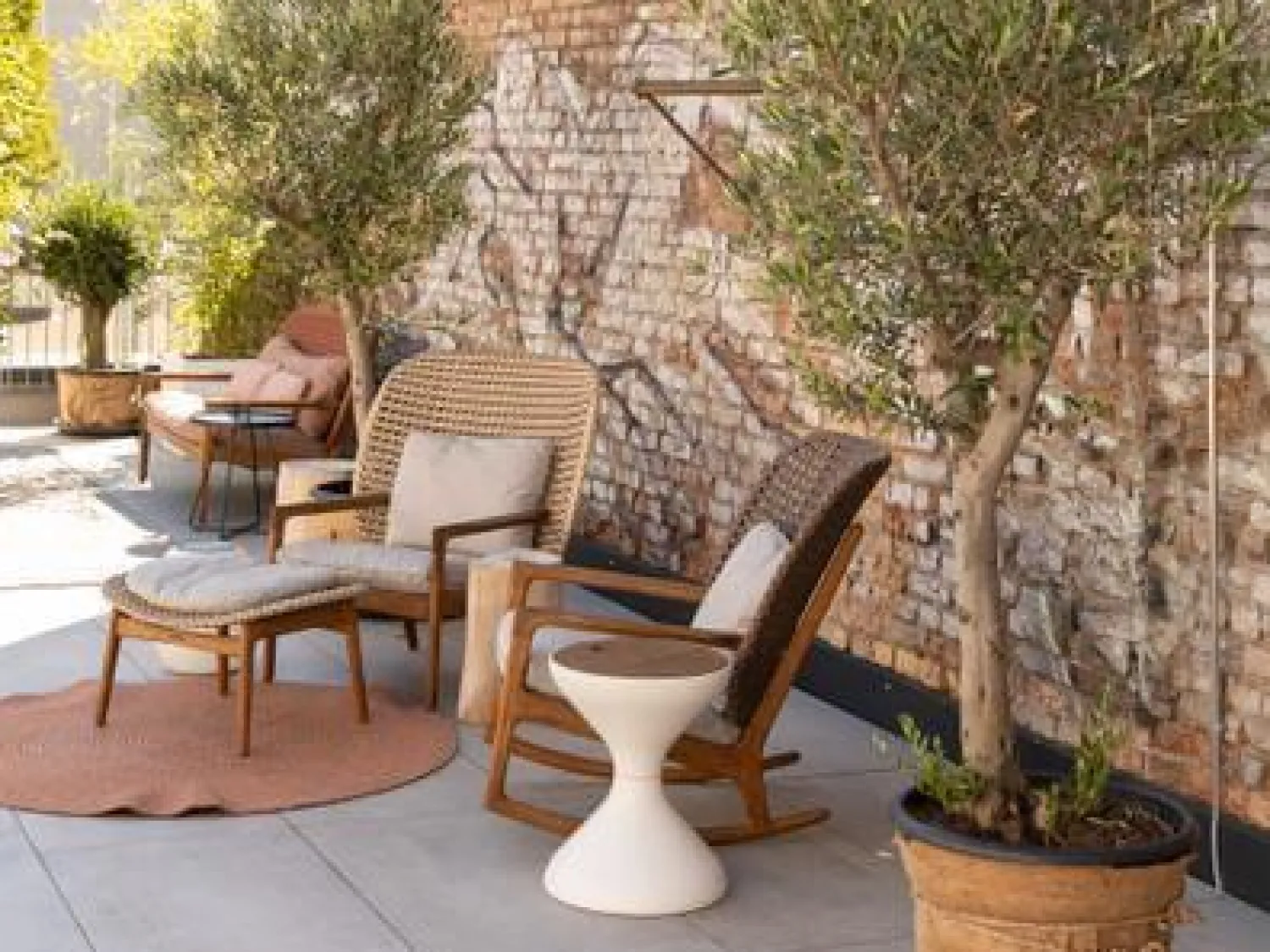 Gloster Beistelltische|Beistelltisch Bells Teakplatte Gestell Aluminium Weiß Pulverbeschichtet Ohne Ice Bucket