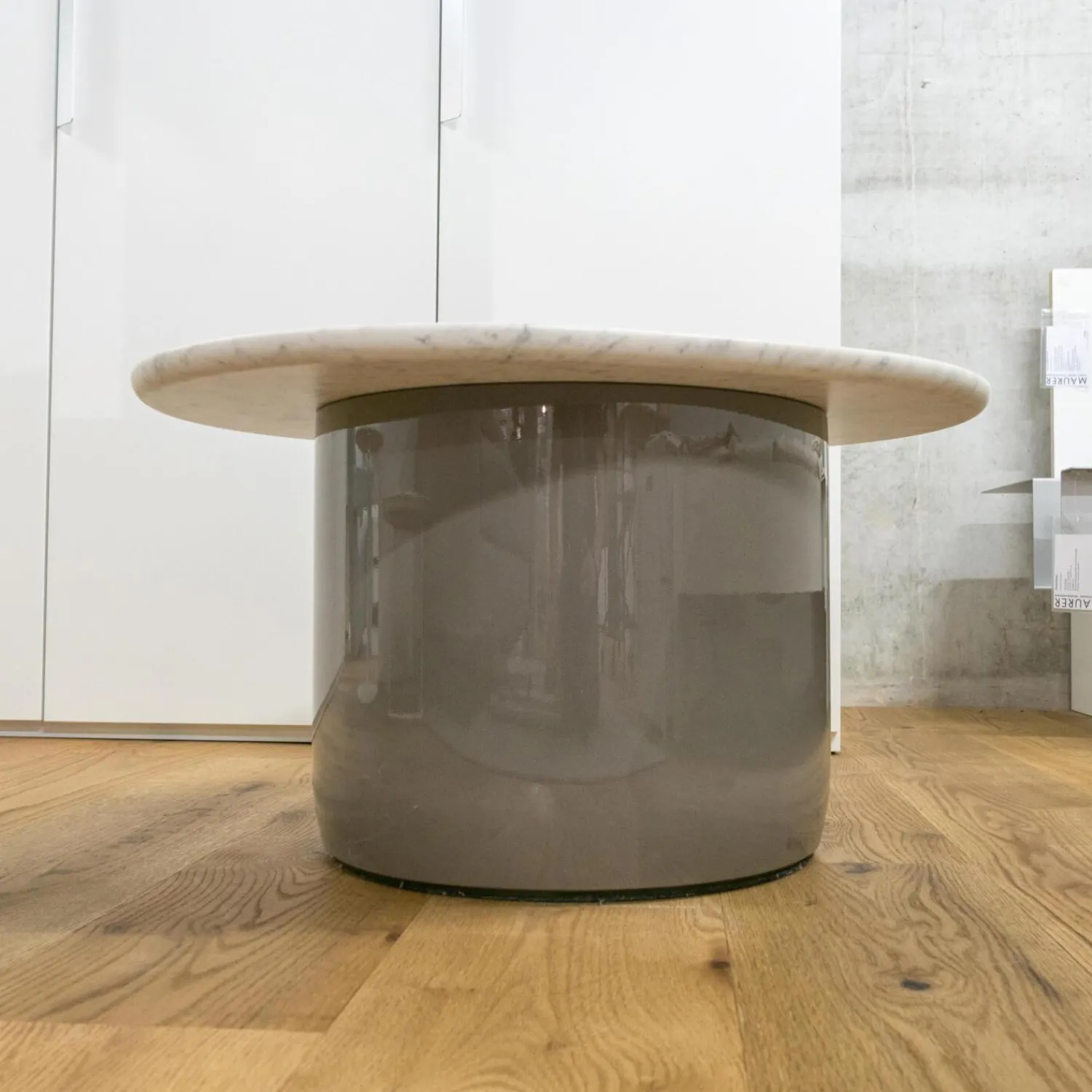 B&B Italia Beistelltische|Couchtische|Beistelltisch Button Oval Marmor weiss