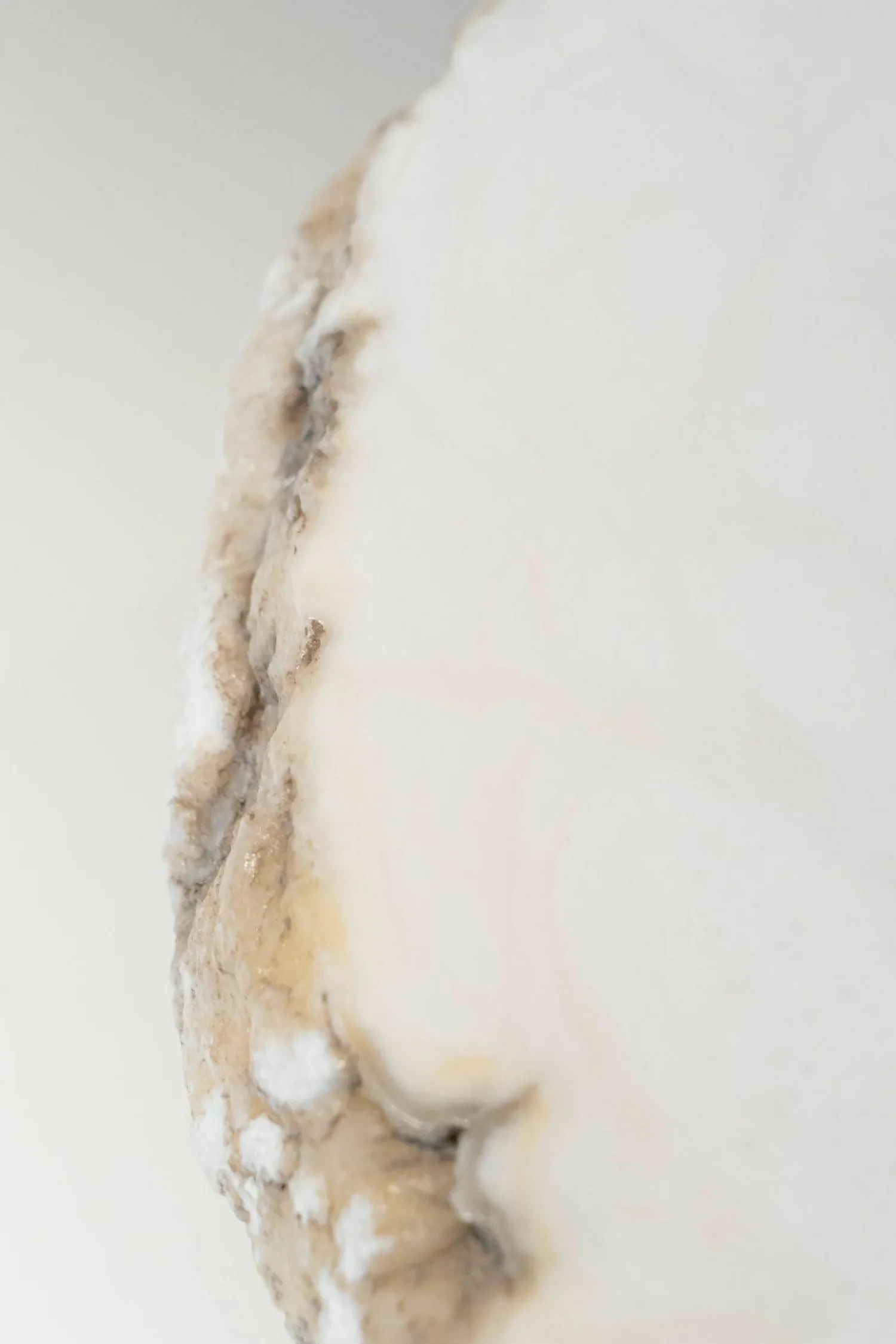 Edra Couchtische|Beistelltisch Cicladi CLD010 Platte Alabaster Natur Gestell Chrom