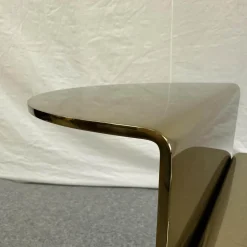 Minotti Beistelltische|Beistelltisch Flirt Gestell Rostfreier Glänzender Stahl Gold 2 Gebogene Metallplatten