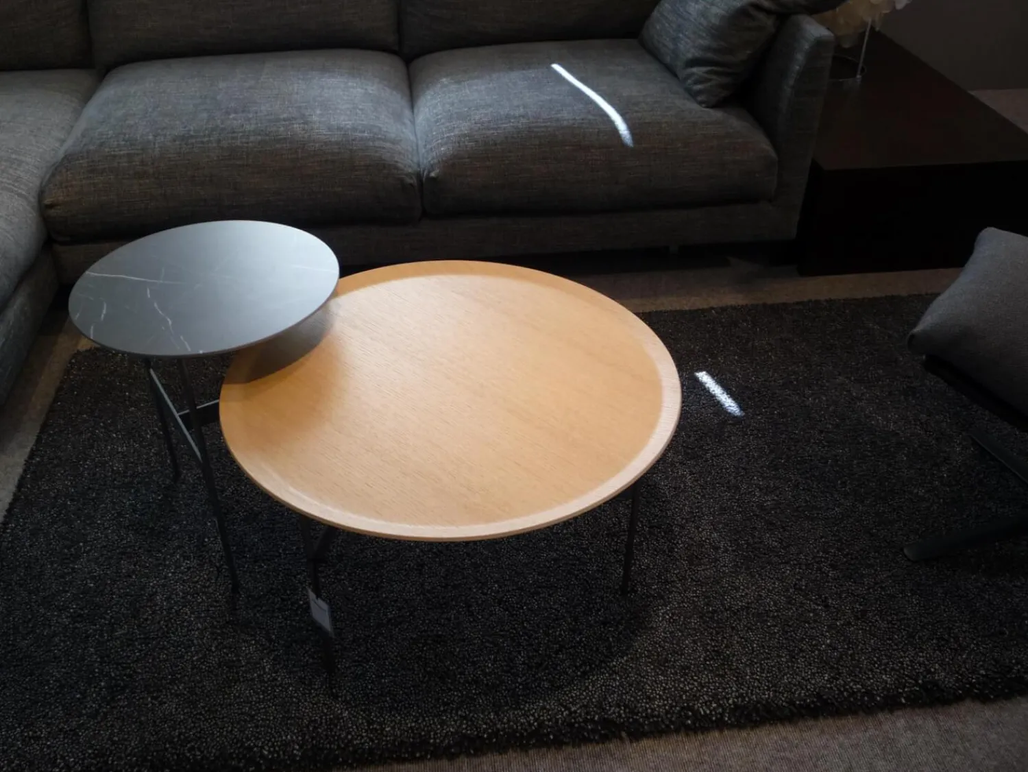 B&B Italia Beistelltische|Beistelltisch Formiche FR67 Platte Eiche Hell Gebürstet Gestell Hartzinnfarben Lackiert