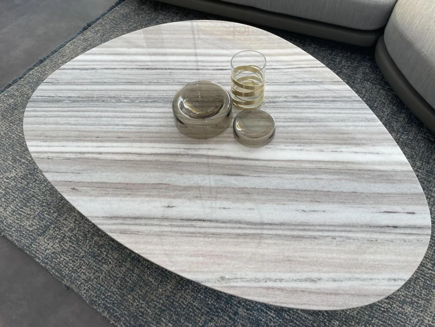 Giorgetti Beistelltische|Beistelltisch Galet Marmor Zebrino