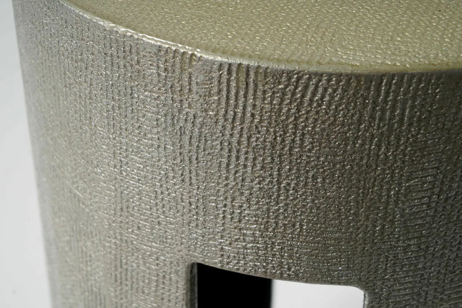 Meridiani Beistelltische|Beistelltisch Gong 35 Harz RS Farbe Jute Cat. Resina