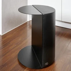 De Sede Beistelltische|Beistelltisch Hoch 61 Bezug Leder 28 Living 11 Black Gestell Stahl Schwarz Beschichtet