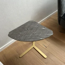 Bielefelder Werkstätten Beistelltische|Beistelltisch Joy BW T 110 100 Platte Granit Grau Gestell Messingfarbig Matt