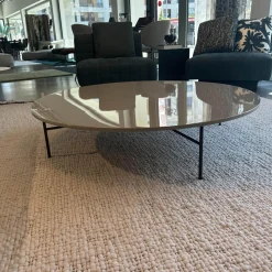 Minotti Beistelltische|Beistelltisch Lelong Tavolo Platte Lack Capucchino Braun Grau Hochglanz Gestell Metall Schwarz Pulverbeschichtet