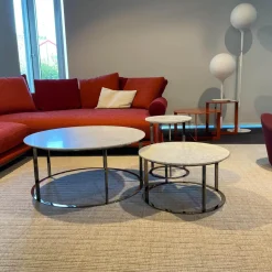 B&B Italia Beistelltische|Couchtische|Beistelltisch Mera Durchmesser 60cm Marmor Weiß Gestell Schwarz Verchromt