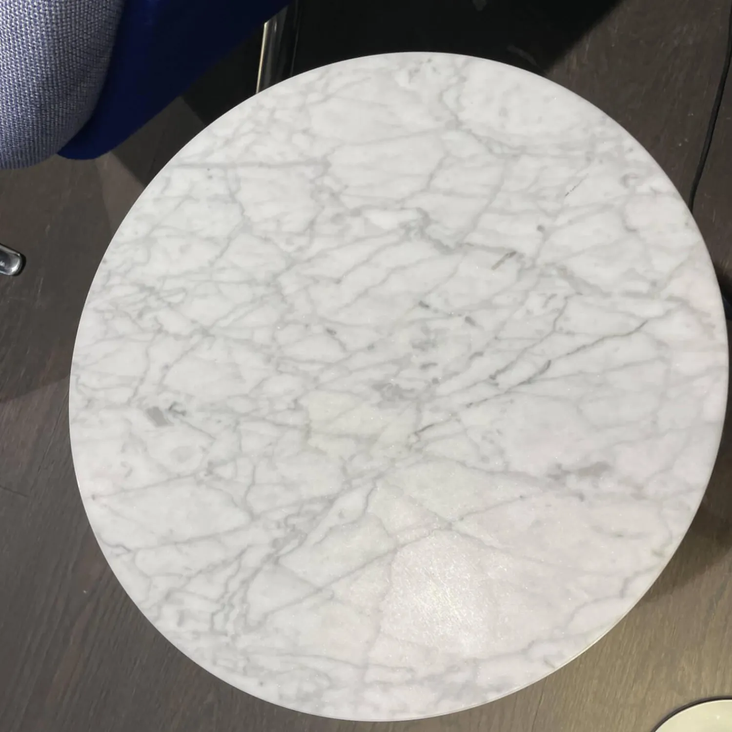 B&B Italia Beistelltische|Beistelltisch Mera Tavolino Durchmesser 39cm Platte Mamor Weiß Gestell Nickel Bronzefarben Lackiert