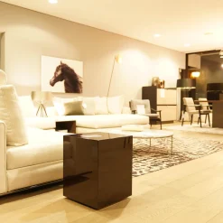 Minotti Beistelltische|Beistelltisch Solid MDF Glänzend In Farbe Mokka Lackiert