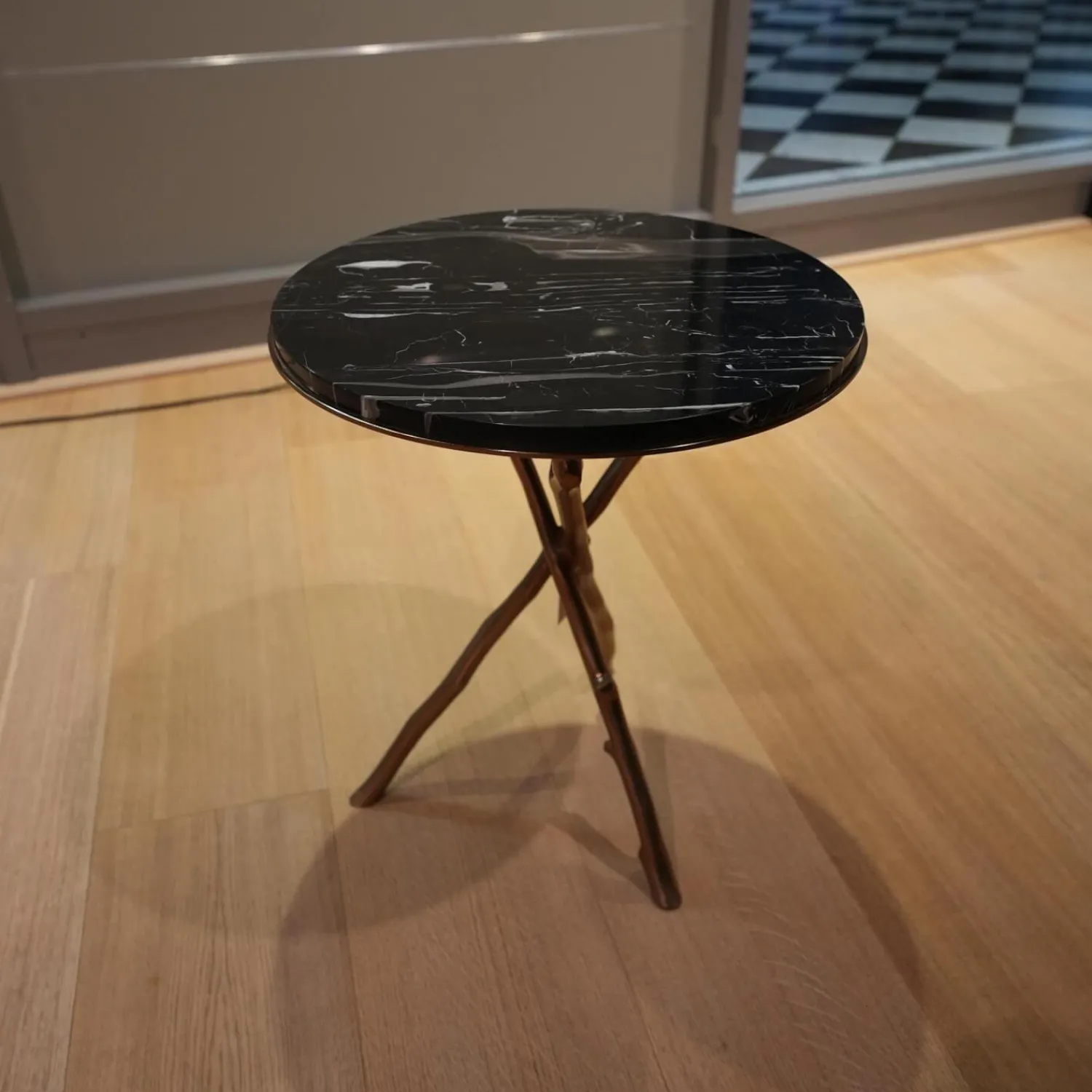 Eichholtz Beistelltische|Beistelltisch Westchester Tischplatte Schwarzer Marmor Zweiggestell Metall Mit Gold Finish