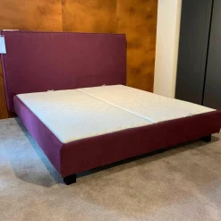 Möller Design Boxspringbetten|Bett Bohemian Stoff Shadow Prune mit Unterfederung ohne Matratzen