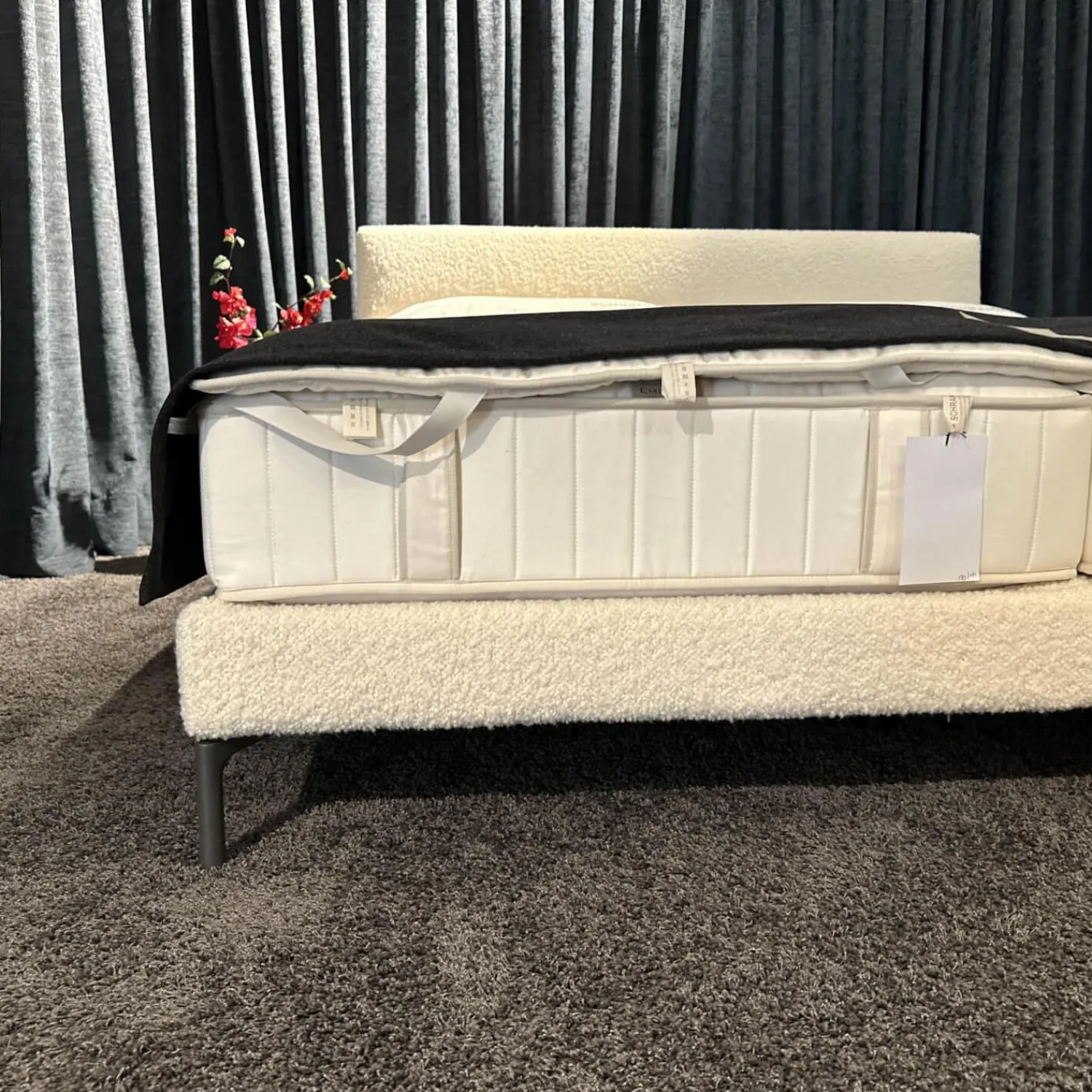 Schramm Boxspringbetten|Bett Cleo Origins Complete Stoff 4 Andy 2980 White Weiß Füße Metall Mit 2 Matratzen
