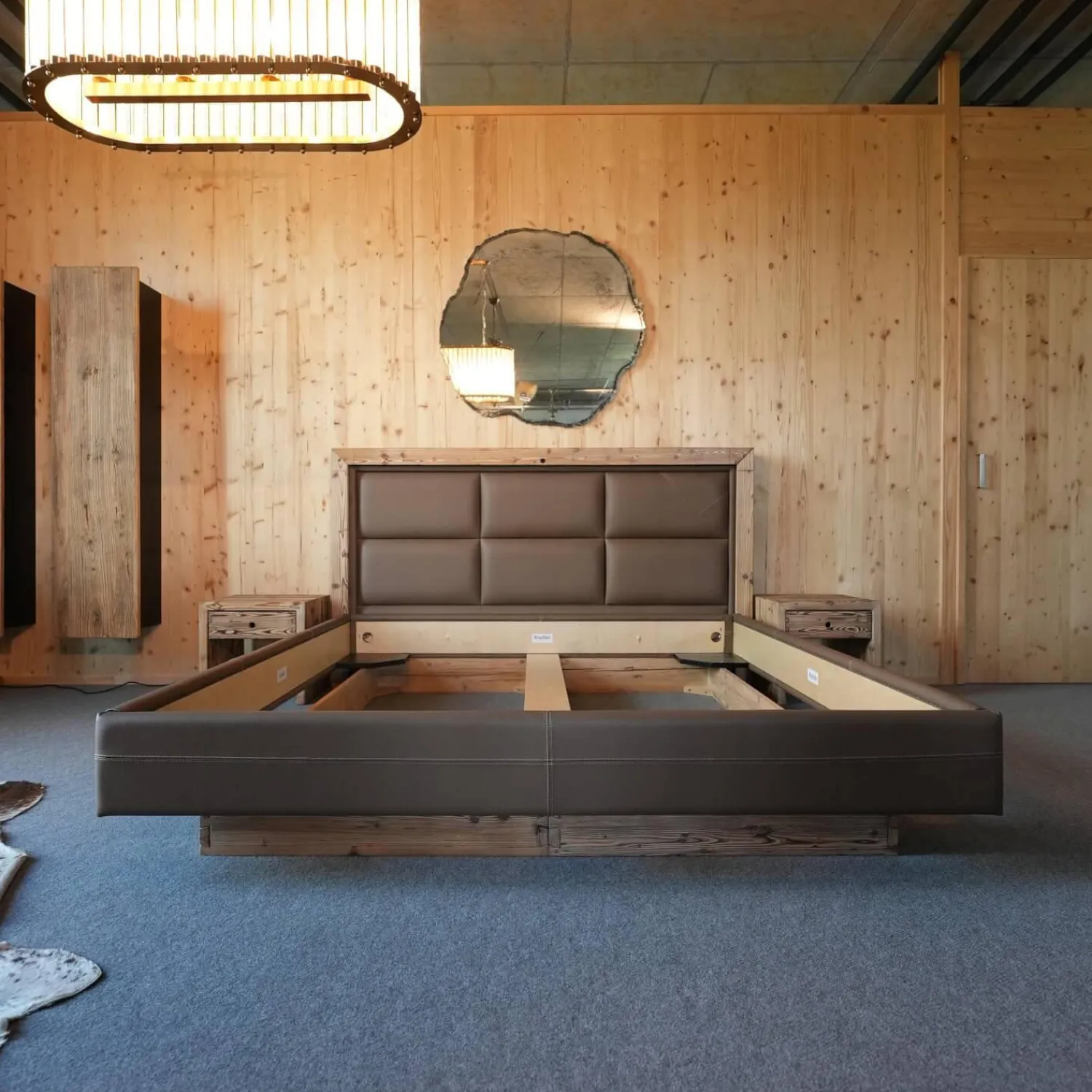 Sprenger Polsterbetten|Bett Gestell Tanne Altholz Gebrannt Kopfteil Cielo Anelin Leder Braun Ohne Matratzen Und Lattenrost Inklusive 2 Nachttischen