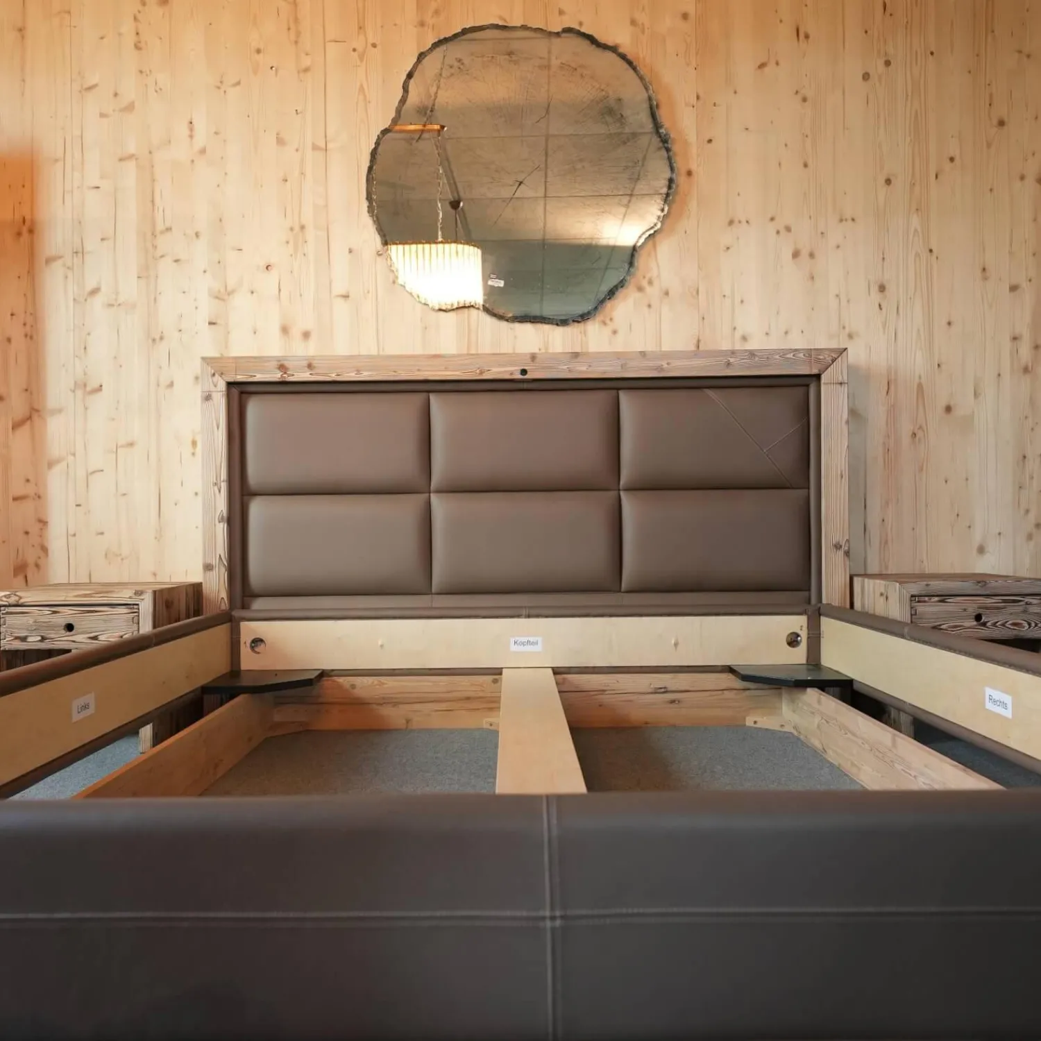 Sprenger Polsterbetten|Bett Gestell Tanne Altholz Gebrannt Kopfteil Cielo Anelin Leder Braun Ohne Matratzen Und Lattenrost Inklusive 2 Nachttischen