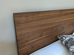 Team 7 Polsterbetten|Bett Riletto Massivholz Nussbaum Lederbettseiten L7 Anthrazit Mit 2 Konsolen Ohne Matratze Und Lattenrost