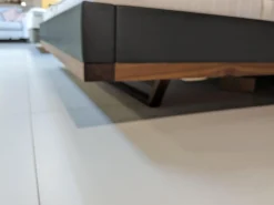 Team 7 Polsterbetten|Bett Riletto Massivholz Nussbaum Lederbettseiten L7 Anthrazit Mit 2 Konsolen Ohne Matratze Und Lattenrost