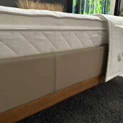 Team 7 Polsterbetten|Bett Riletto Nussbaum Naturöl Seiten Leder Kiesel Beige Mit 2 Laden