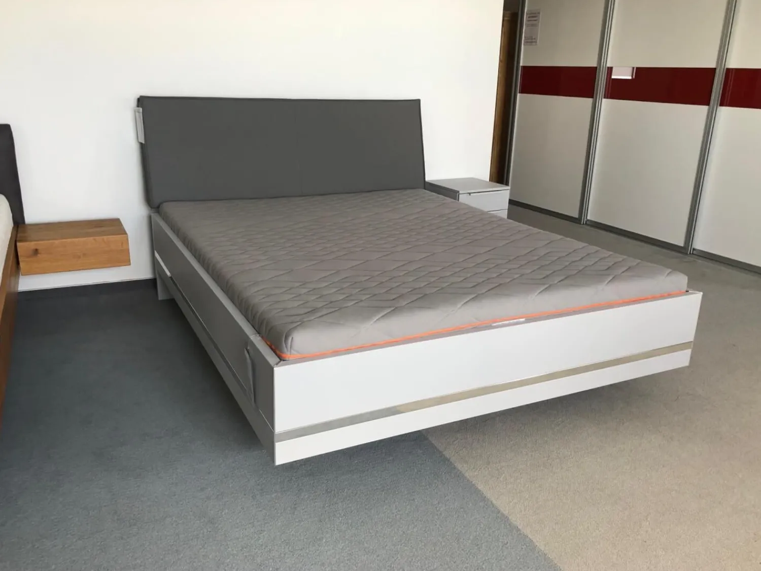Nolte Polsterbetten|Bettanlage Concept Me 500 S9 Seidengrau ohne Lattenrost ohne Matratze mit Nachttisch Alegro