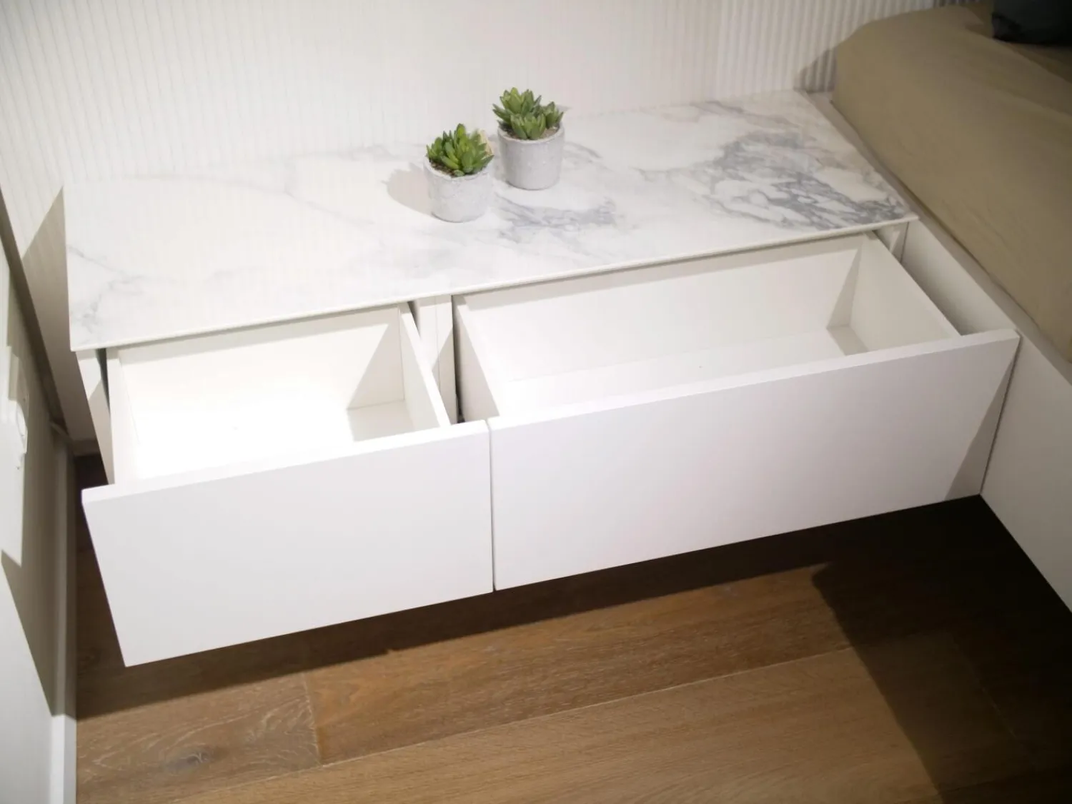 Sudbrock Polsterbetten|Bettanlange Miria Mit Matratze Selecta Latenrost Starr Nachtkonsolen Und Sideboard