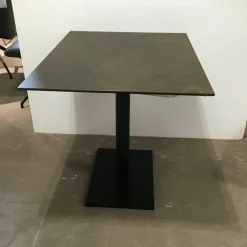 Ronald Schmitt Design Esstische|Bistrotisch P590 Tischplatte Keramik Osido Bruno Grau Gestell Metall Schwarz