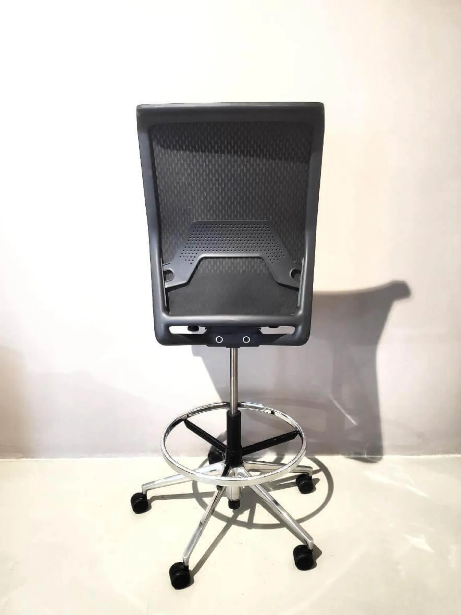 Vitra Bürostühle|Bürostuhl Id Mesh Bezug Sitz Plano Nero Schwarz Rücken Diamond Mesh Nero F30 Schwarz Gestell Edelstahl Mit Rollen Schwarz