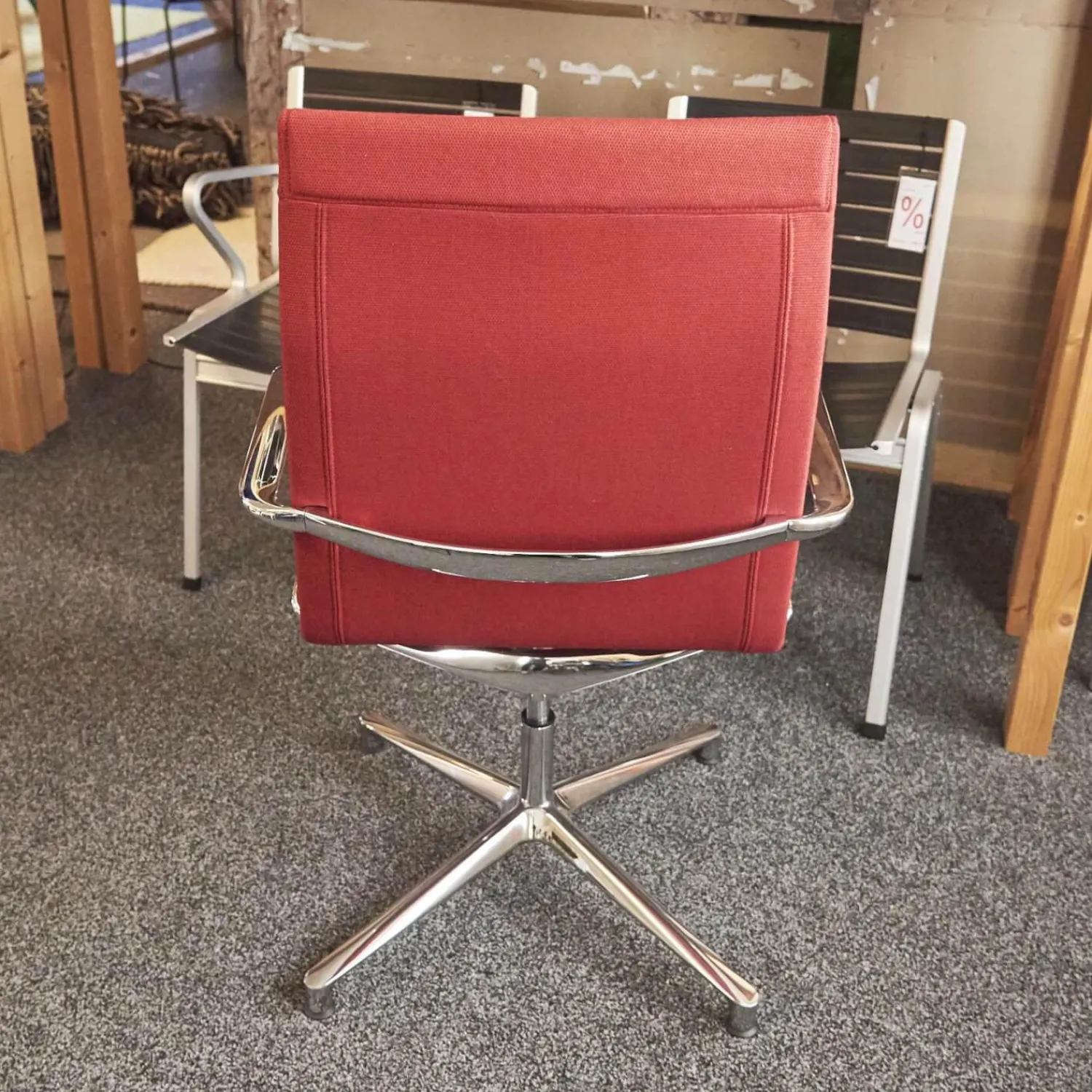 ICF Bürostühle|Bürostuhl Valea Elle Bezugsstoff Swing 806 Rot Vierfuß Kreuz Gestell Verchromt Mit Hohem Rücken